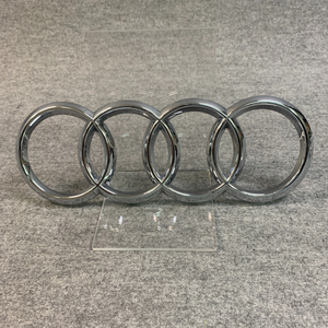 5mK1096E◆Audi アウディ エンブレム 4M0 853 605　4M0853605 正規品 純正 車 パーツ