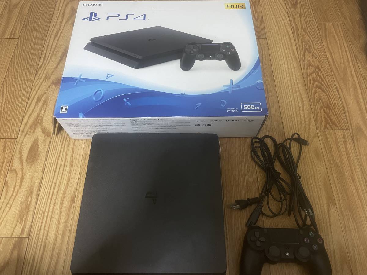 即発送可能】 PS4本体 ジェット・ブラック 500GB CUH-2100A 3本ソフト