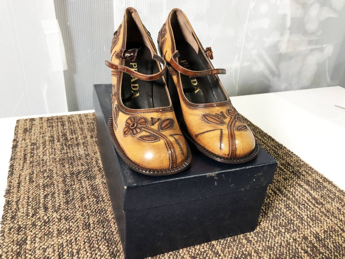 ヤフオク! -「calzature」(靴) (プラダ)の落札相場・落札価格