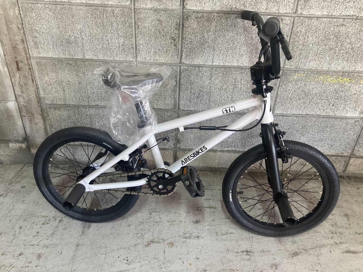 BMX 16インチ TNB PLUG 16 FAT TIRE D-BLUE 【爆買い!】 スポーツ