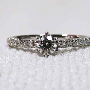 【値下げ交渉は質問欄より】GINZA DIAMOND SHIRAISHI♪眩しい輝きダイヤ０，３２８ＣＴリング☆可愛いデザインプラチナ指輪☆ピカピカ逸品