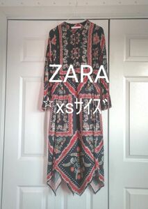 ZARA　ワンピース　個性的　総柄　小さいサイズ