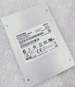 【中古パーツ】2.5 SATA SSD 60GB 1台 正常 TOSHIBA THNSNJ060GCSU ■SSD2067