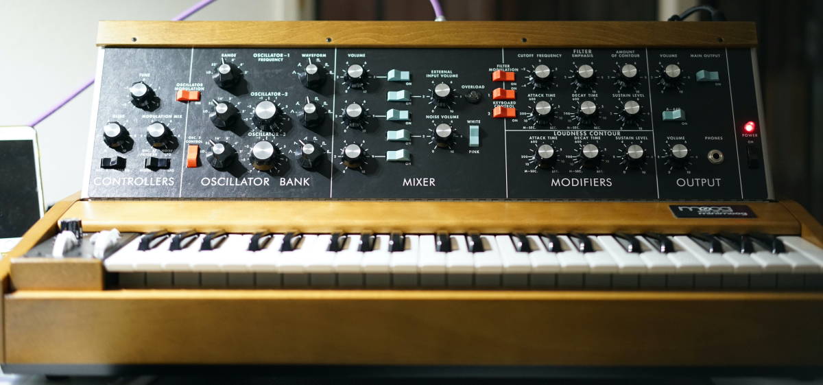 おトク】 MOOG MINITAUR アナログシンセベース mxmf.com.mx