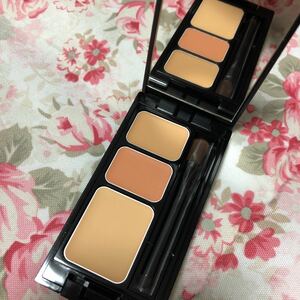  new goods unused ETVOS(etovos) mineral concealer Palette 