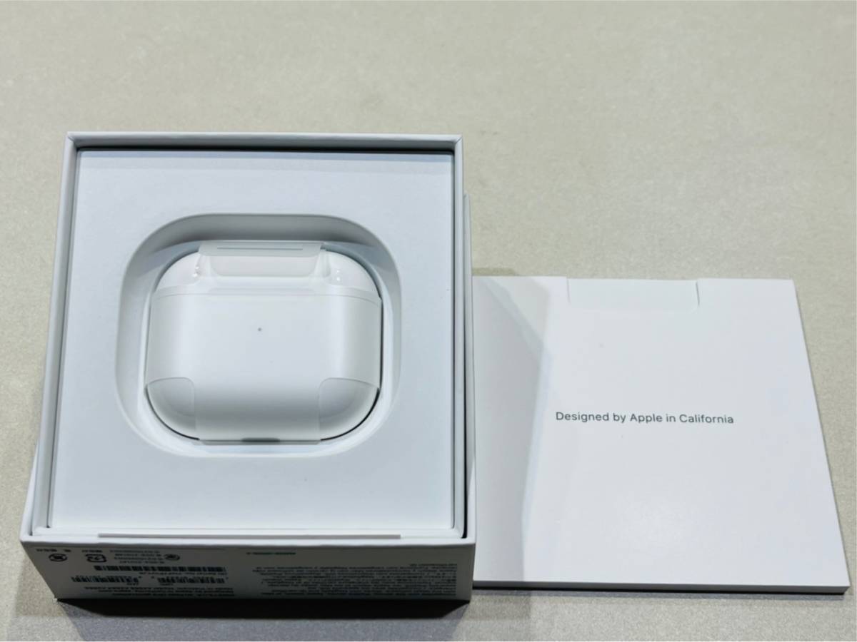 「訳あり」Apple Airpods (第3世代) MME73J/Aエアポッツ イヤフォン オーディオ機器 家電・スマホ・カメラ 激安価格の