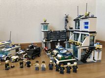 LEGO レゴ 警察セット 7032 7236 7286 7744 60041 60044 60047 60130 組立説明書込み 大量 たくさん まとめて 匿名発送 送料無料_画像4