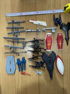 MG等　1/100 武器　ガンダム　ザク等　ガンプラ　パーツ取り　改造用　念のためジャンク