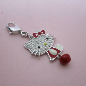 新品 本物 スワロフスキー ハローキティ／Hello Kitty Sitting Red Apple Charm／チャームの画像2