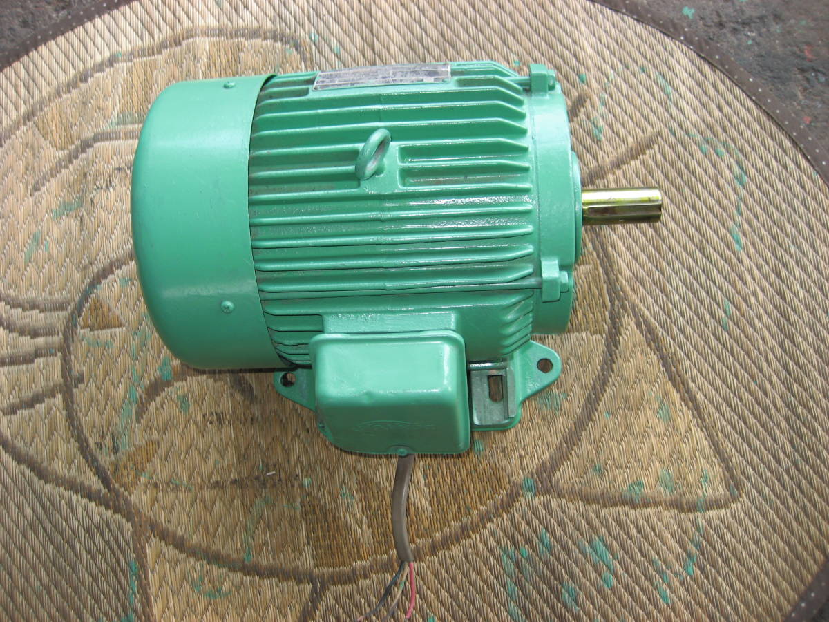 中古整備品】東芝 3.7kw×4P 3相200V使用 全閉外扇 シャフト径 中古整備品】東芝 3.7kw×4P 3相200V使用 全閉外扇 シャフト径