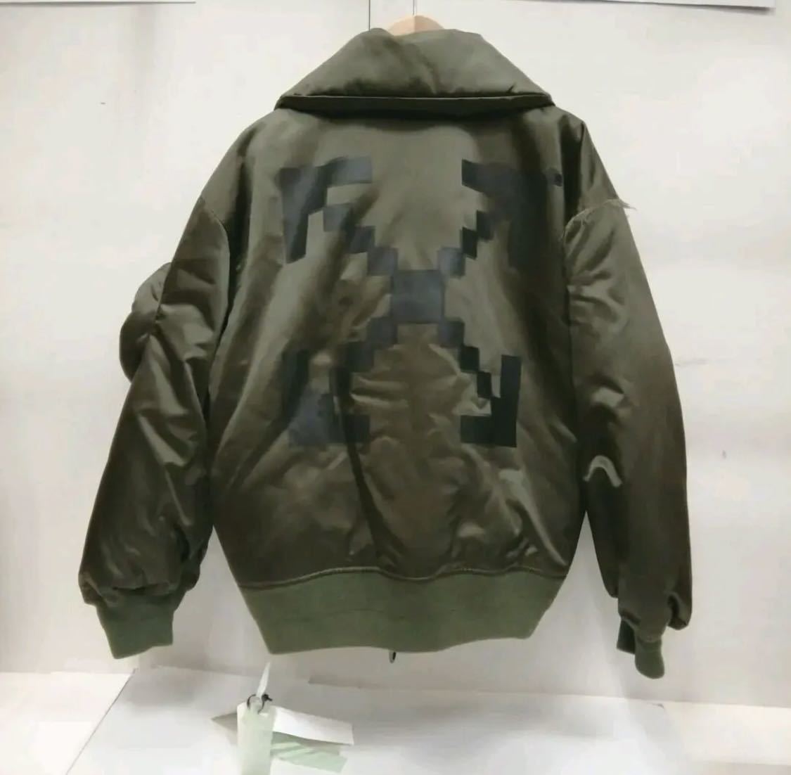 ヤフオク! -オフホワイト ミリタリージャケットの中古品・新品・未使用 ...