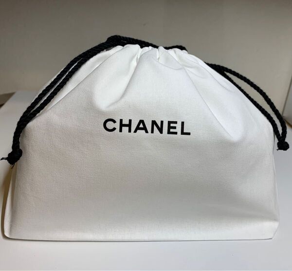 シャネル　CHANEL 保存袋　巾着 ノベルティ　マチ広め