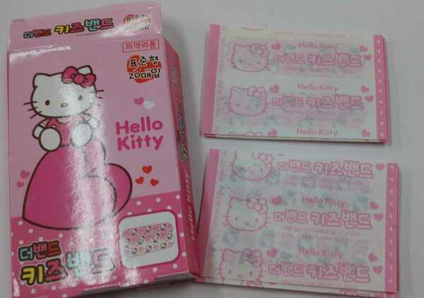 ハローキティ キティちゃん 絆創膏 20枚 韓国 バンドエイド カットバン　Hello Kitty