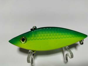 ４　ダイヤモンドシャッド　3/4oz　9ｃｍ　ストライクキング　STRIKE KING　DIAMOND SHAD　シンキング BOX保管の未使用品