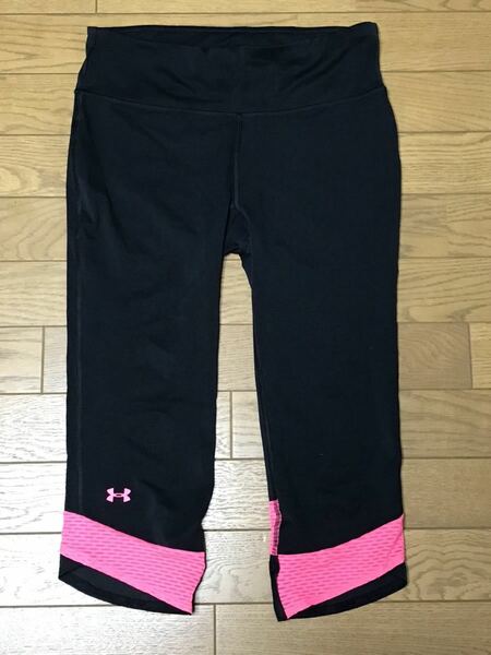 UNDER ARMOUR × PINK RIBON (乳がん啓発キャンペーン) WOMEN’S RUNNING SHORTS size-MD(平置き35股下44) 中古(美品) 送料無料 NCNR