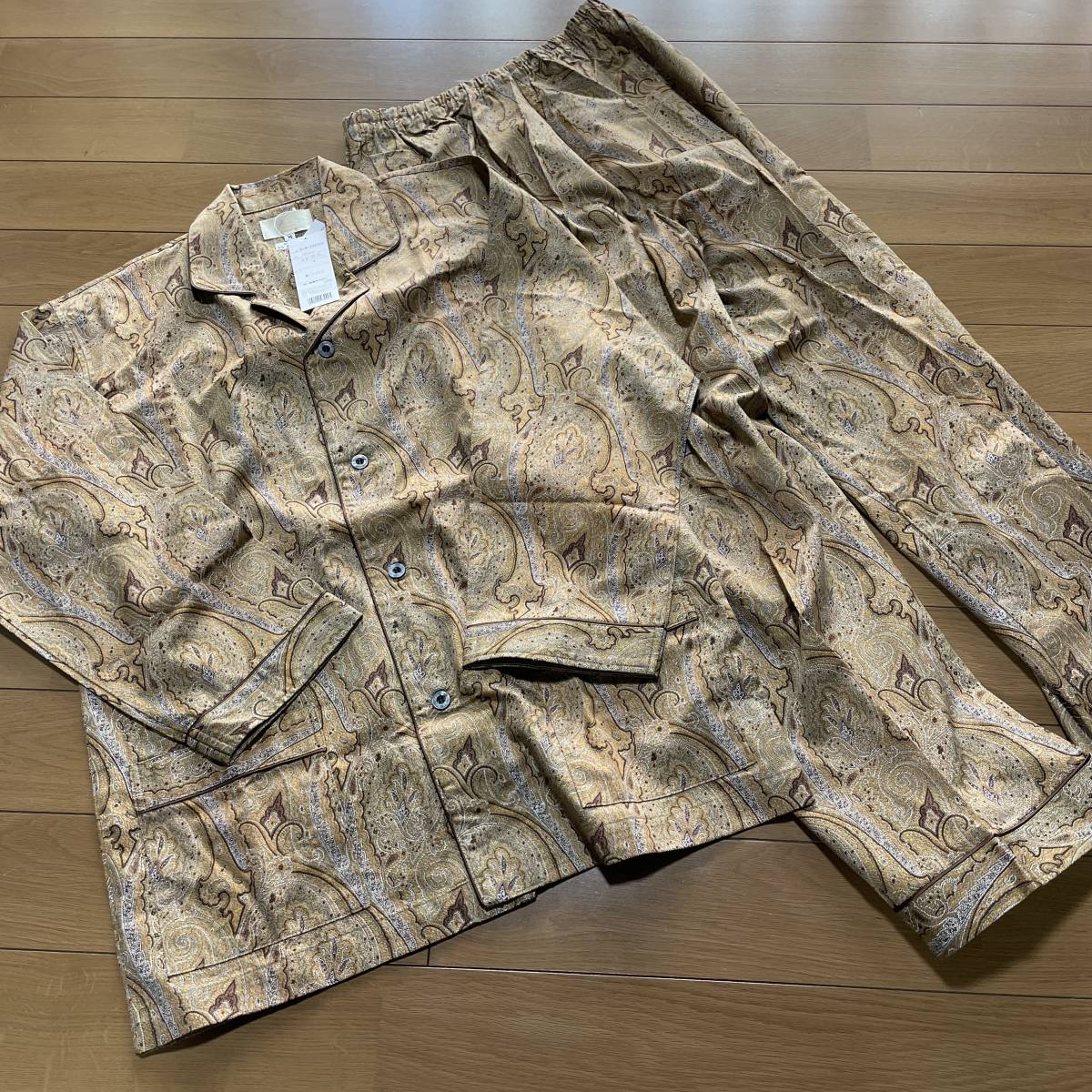 ヤフオク! -「西川 パジャマ」の落札相場・落札価格