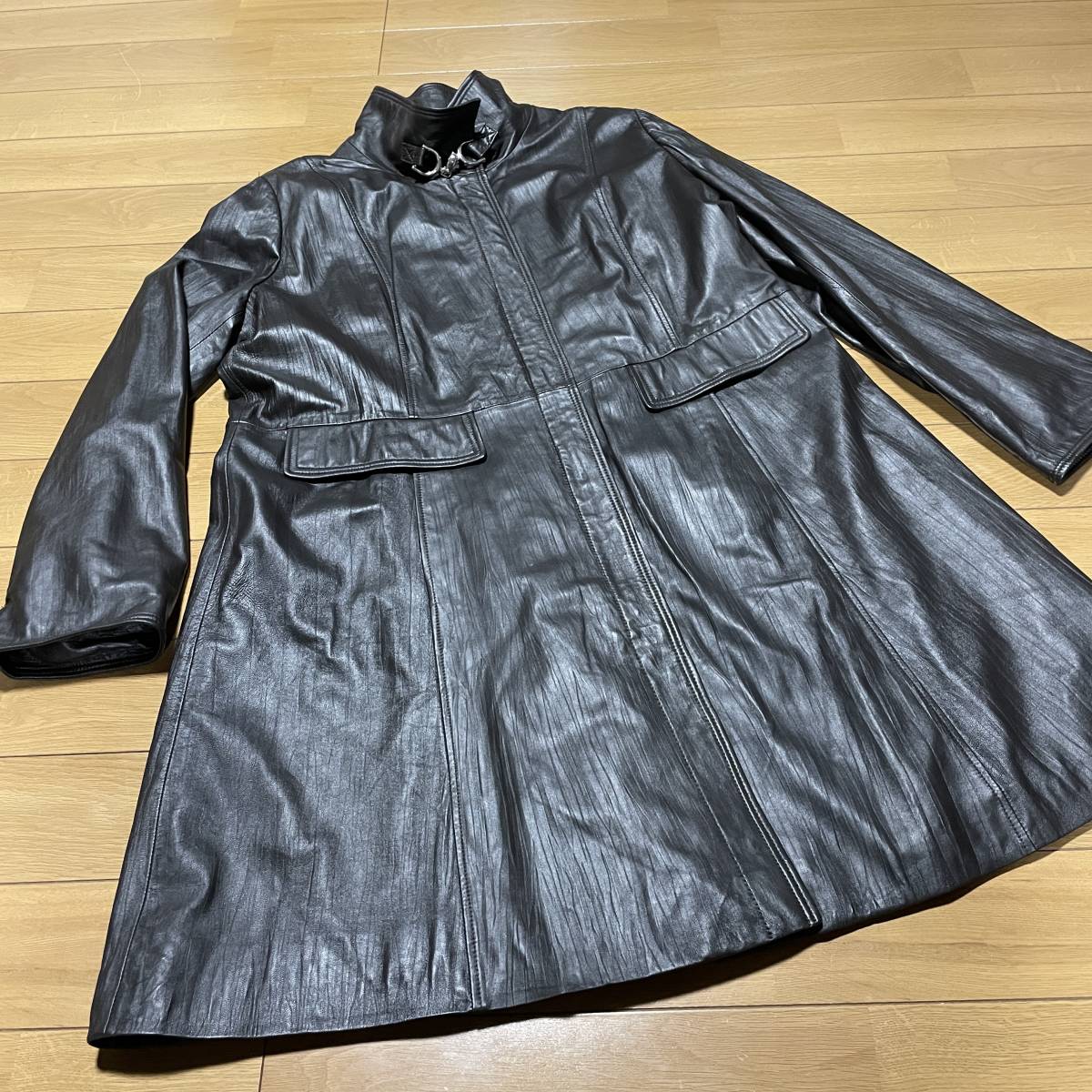 ヤフオク! -「バルマン レザー コート」の落札相場・落札価格
