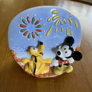 ミッキーマウス　レター　小物入れ陶器製