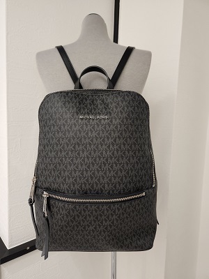 ヤフオク! -「リュック」(MICHAEL KORS)の中古品・新品・古着一覧