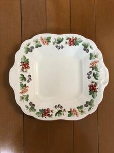 WEDGWOOD Provence スクエアー大皿