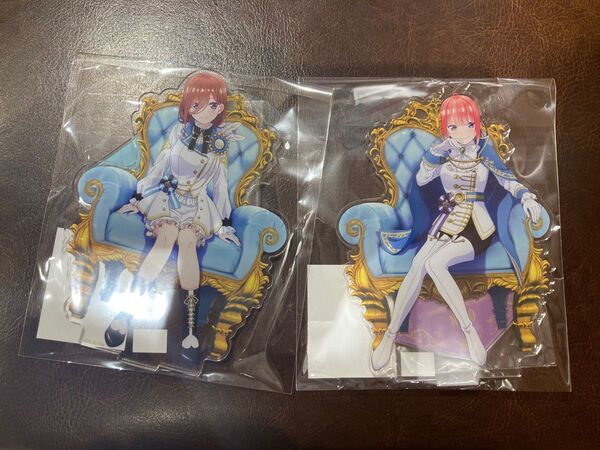 五等分の花嫁 White Princes 二乃、三玖アクリルスタンド