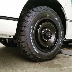 大人気商品 200系 ハイエース HIACE タイヤホイール 16インチ SwaGGer BFGoodrich オールテレーン KO2 215/70R16 ホワイトレター