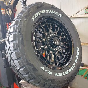 JL JK ラングラー エクスプローラー ナイトロ トーヨー オープンカントリー RT 285/60R18 265/60R18 タイヤホイール 18インチ