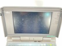 ★通電確認済み 富士通 FUJITSU 日本語ワープロ OASYS30 LXII OA30LX2-J ジャンク品 管理994_画像3