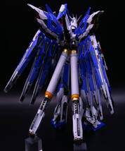 【1円スタート】　RG 機動戦士ガンダム 逆襲のシャア Hi-νガンダム メガバズーカランチャー付　1/144 徹底改修 塗装済　ラストワンセット_画像4