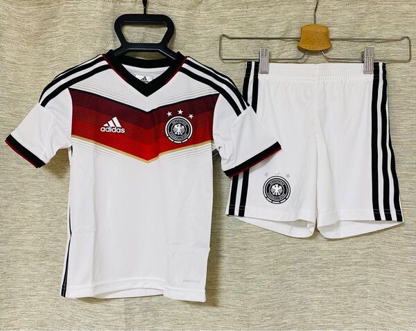アディダスadidas2014ドイツ代表 キッズホームミニキット110cm