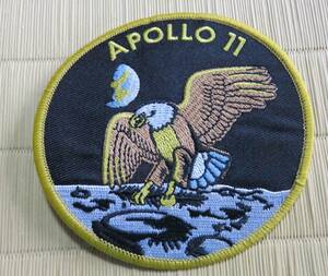 黒円◆アポロ11号　Apollo 11　人類月面着陸　アポロ宇宙船　白頭鷲　地球　刺繍ワッペン新品◆NASAスペースシャトル　宇宙　アメリカ　DIY