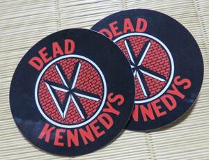 ■２枚セット■黒赤煉瓦レンガ円型◆新品 デッド・ケネディーズDead Kennedysアメリカ　ハードコア・パンクバンド ステッカー シール◆音楽