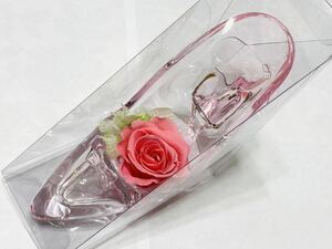  glass. shoes Blizzard flower ( green is artificial flower ) pink rose 