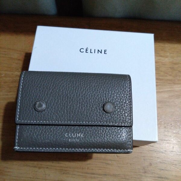 CELINE　三つ折りコンパクトウォレット　グレー