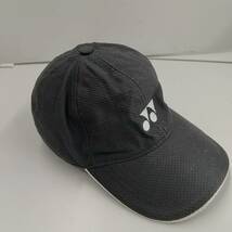 【S7】YONEX キャップ ブラック 黒 ツバ付き 6パネル 野球帽 帽子 ブルックリン 古着【23 0329】_画像3