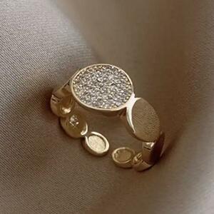 ゴールドリング　レディース　指輪　CZダイヤ　ジルコニア　韓国　シンプル　デザインリング　金　人気　アクセサリー　新品