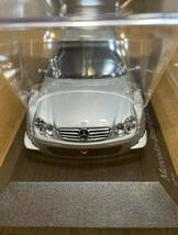 MINICHAMPS （ミニチャンプス）Mercedes Benz CLK DTM 2002. 1/43 _画像3