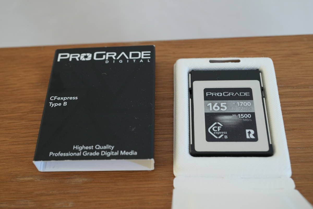 選べる支払い方法 【meshicari様専用 】COBALT 1700R 正規輸入品 165GB