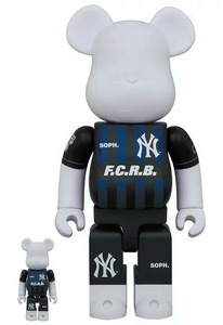 MEDICOM TOY BE@RBRICK F.C.REAL BRISTOL MLB NEW YORK YANKEES 100%&400% エフシーレアルブリストル×エムエルビー ヤンキース