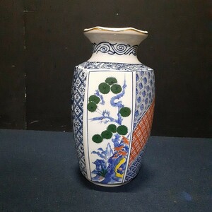 陶磁器 明陶 花瓶 花器 風景画 六角形 年代不明 作者不明 高さ 約21cm 花瓶口直径 約8cm 箱なし