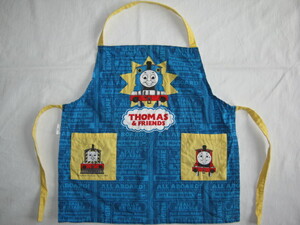 ★中古品 タグに名前記入有 THOMAS&FRIENDS きかんしゃトーマス エプロン 110cm 表面ポケット×2 KIDS キッズ 子供用 サロンジェ 日本製★