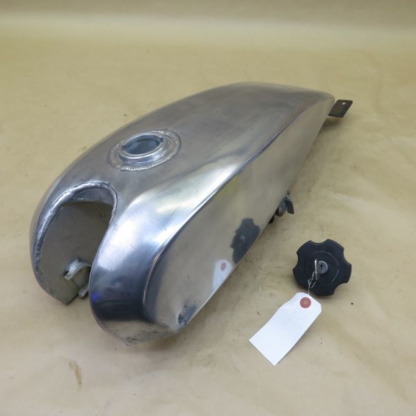 ヤフオク! -「gb250 アルミタンク」(オートバイ) の落札相場・落札価格