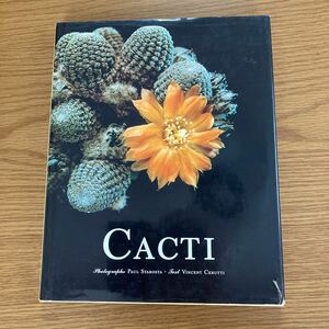  C A C T I.世界のサボテン、中古品、英語版.1998年版
