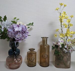 ACTUS　花瓶　ガラス　４点　セット　造花付　アクタス　フラワーベース　