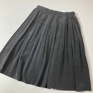 222 Barneys New York BARNEYS NEWYORK юбка в складку сделано в Японии размер 38 угольно-серый весна лето flair 30307P