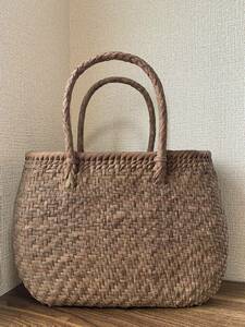  mountain .. most leather mountain ... bag handmade mountain .. basket bag inside cloth equipped net fee braided L size 