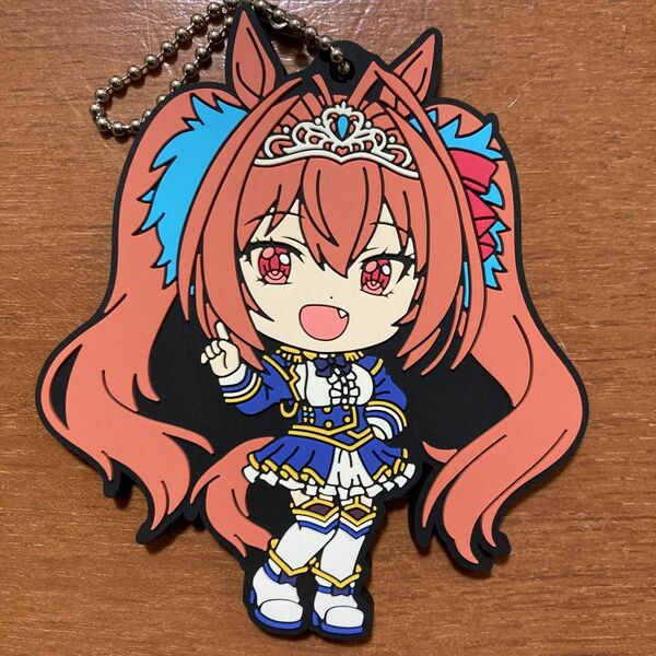 ウマ娘　ダイワスカーレット　ラバーストラップ