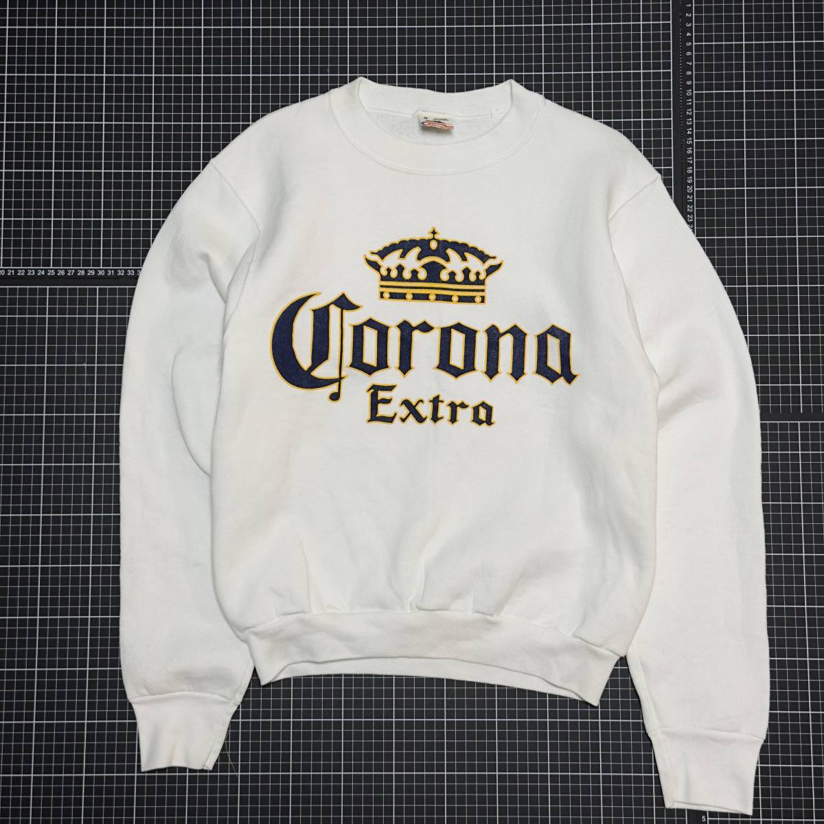 corona スウェットの値段と価格推移は?|1件の売買データからcorona