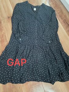 ギャップ　GAP ワンピース　黒白水玉　レディース　８サイズ