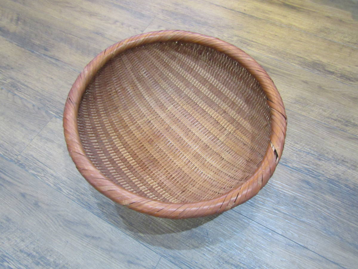 グリーン・ホワイト系 完成品♪ 蔵出し 珍品 時代物 大変古い竹細工
